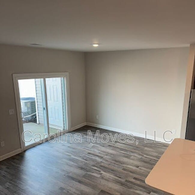Building Photo - 502 Benoni Pl