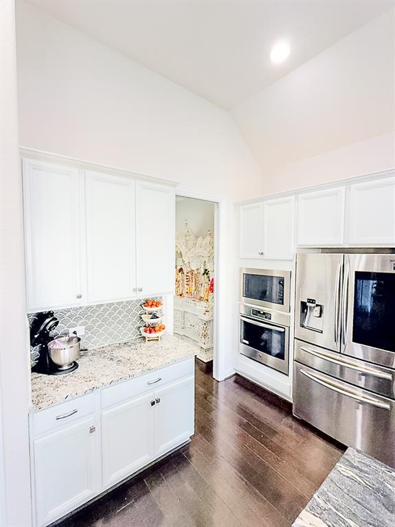 Building Photo - 4301 Logan Ridge Dr