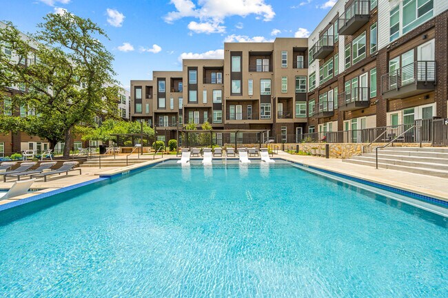 Foto del edificio - The Bond