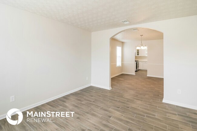 Foto del edificio - 605 Gardinia Dr