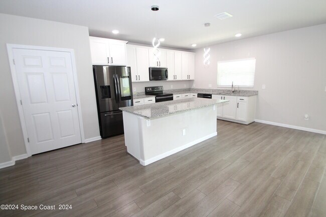 Foto del edificio - 695 Boughton Way