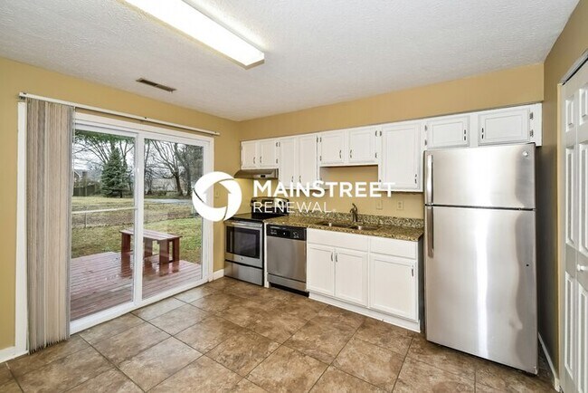 Building Photo - 3 Bedroom Pet-Friendly Home in Louisville,...
