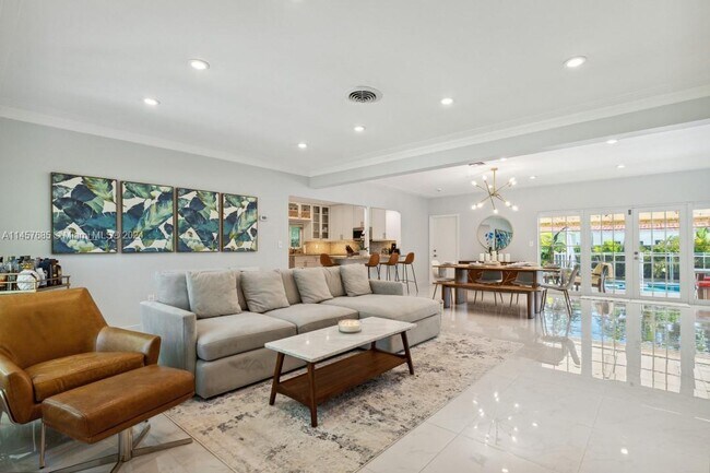 Foto del edificio - 7511 Miami View Dr