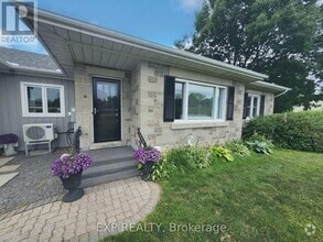 Building Photo - 1433 2