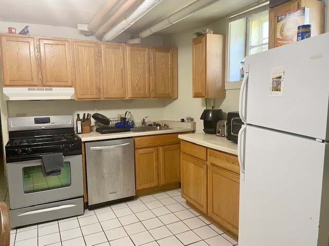 Building Photo - 148 E Gorham St