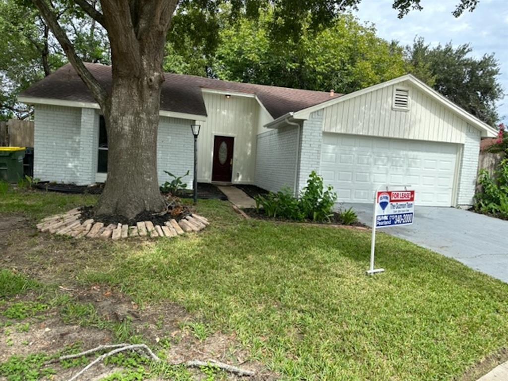 Primary Photo - 2703 N Belgravia Dr