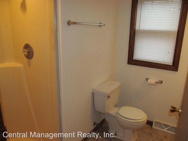 Building Photo - 2 br, 1 bath House - 56354 Butternut Rd