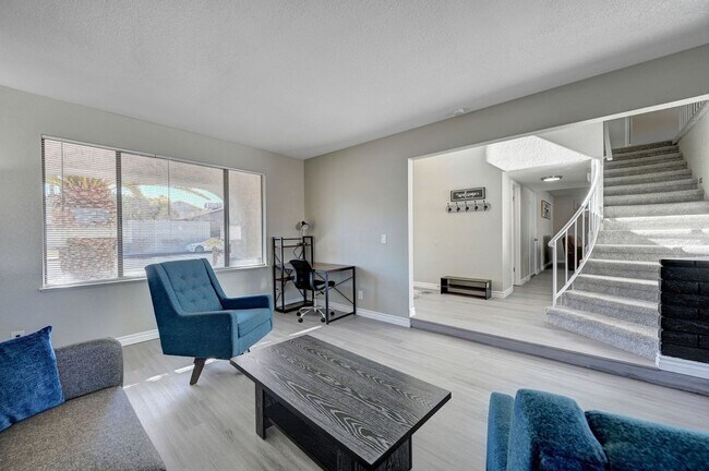 Building Photo - 2247 Marlboro Dr