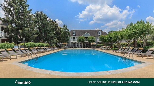 Foto del edificio - 805 Bradyville Pike