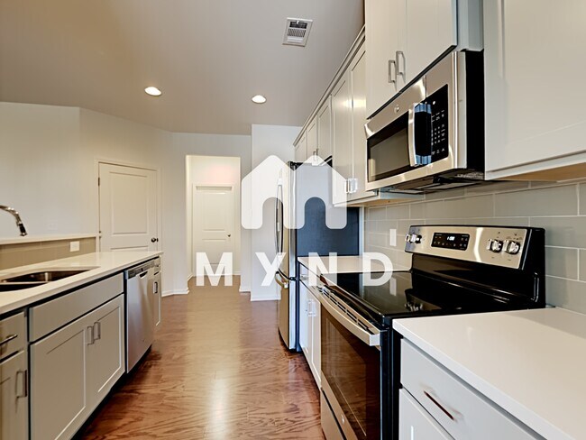 Building Photo - 867 Venture Way SW