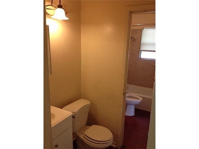 Building Photo - 209 Schirra Pl