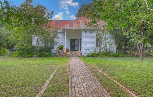 Building Photo - 1316 Belvin St