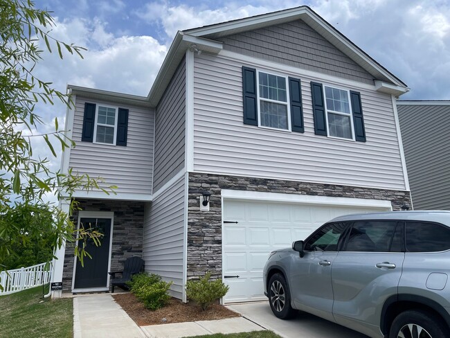 Building Photo - New Construction 4BR 2.5BA | The Falls at ...