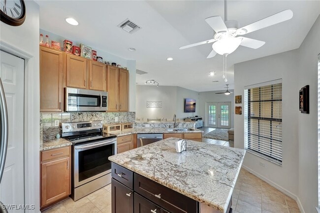 Building Photo - 3737 Pino Vista Way