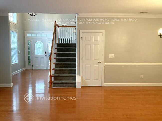 Building Photo - 14023 Acorn Creek Ln