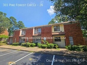 Building Photo - 301 Pine Forest Cir
