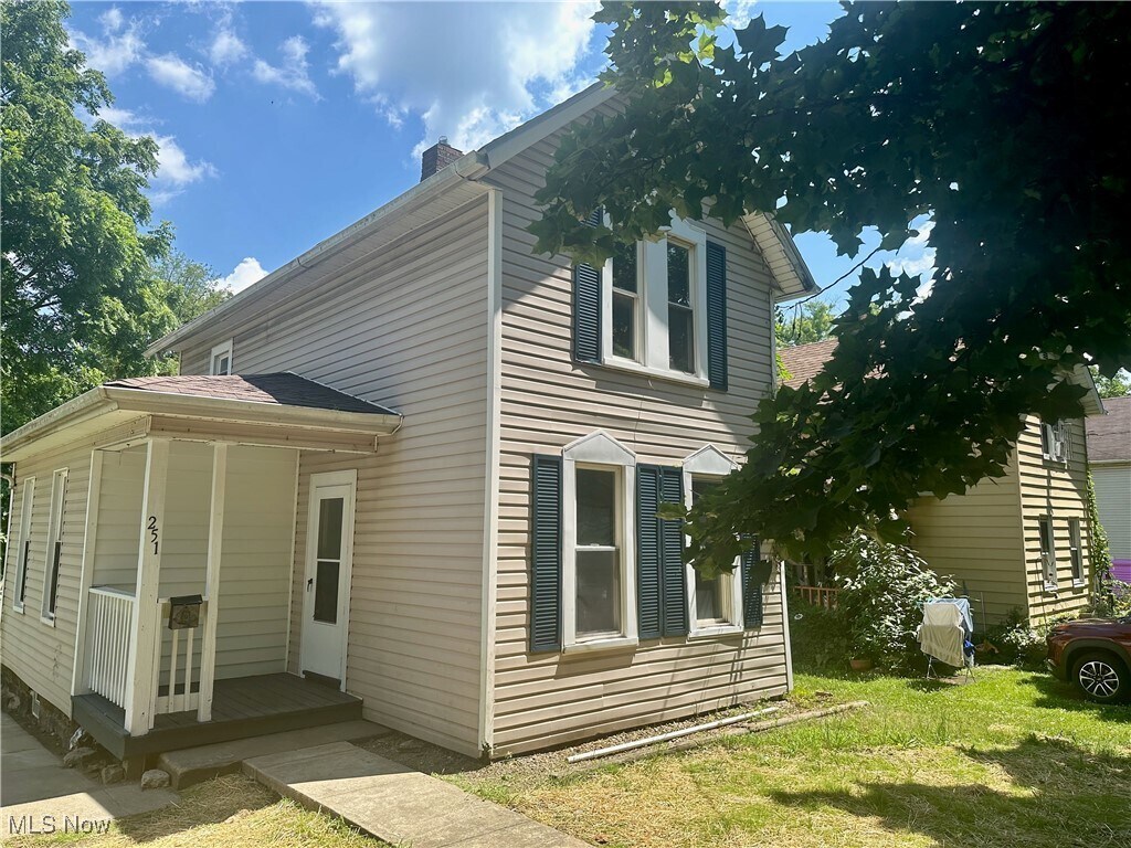 251 Arch St Akron, OH 44304 – photo 3