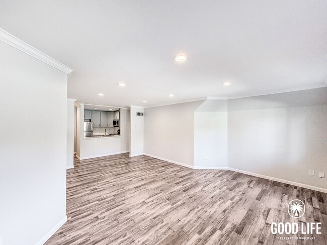 Building Photo - SD: 2BD/2BA Condo in UTC with Reserved Parking, Covered Balcony & In-Unit Laundry