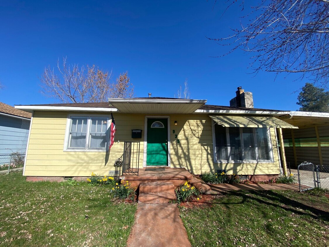 935 Alandale St, Klamath Falls, OR 97603 House Rental in Klamath