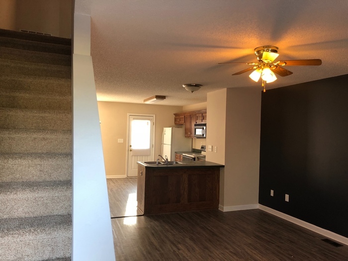 Building Photo - China Grove, 2br 1.5ba townhouse