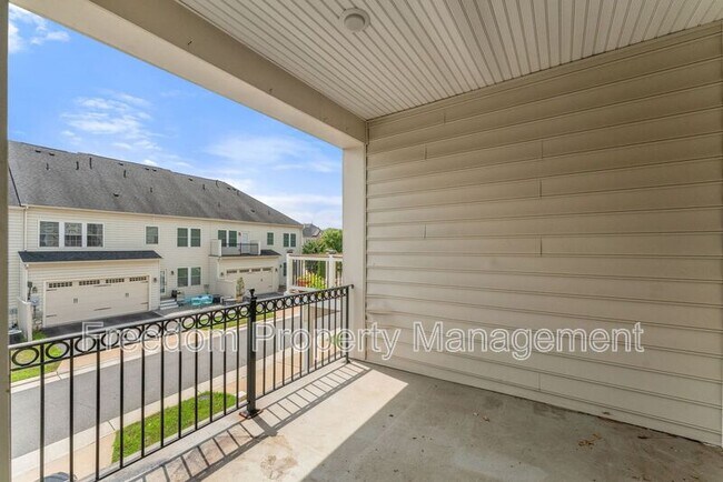 Foto del edificio - 42524 Rowderbury Square