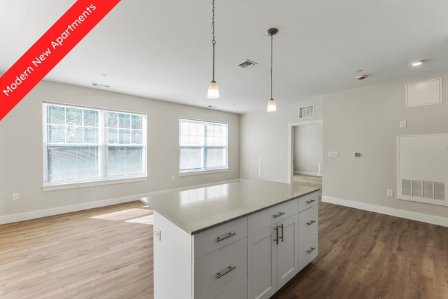 Foto del edificio - Woodview at Randolph