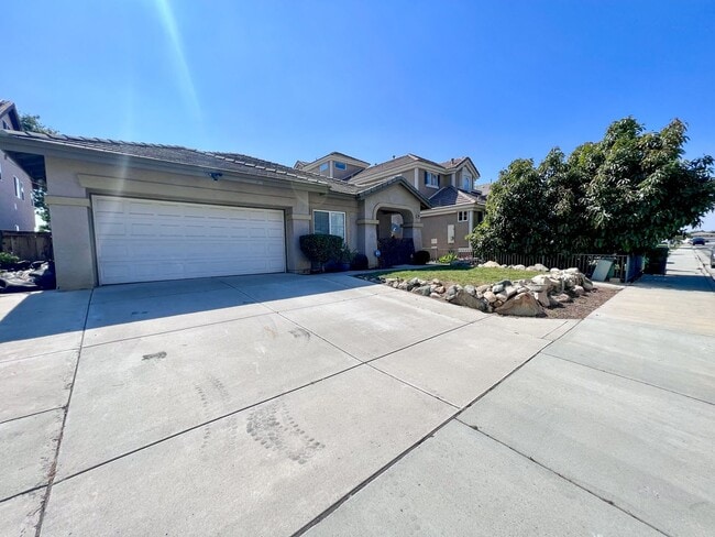 Building Photo - Wonderful 4 bedroom Single Story Murrieta Home for LEASE!