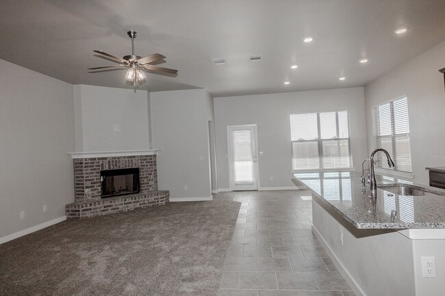 Foto del edificio - Pre-Leasing - 4 bed/2 bath Frenship School...