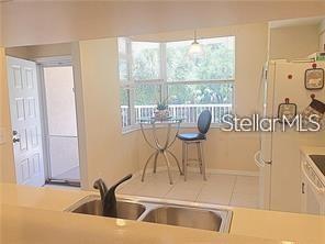 Foto del edificio - 6205 Shoreline Dr