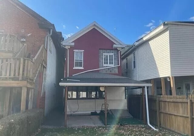 Foto del edificio - 204 N 4th St