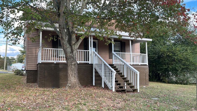 Photo - 422 West Ave House