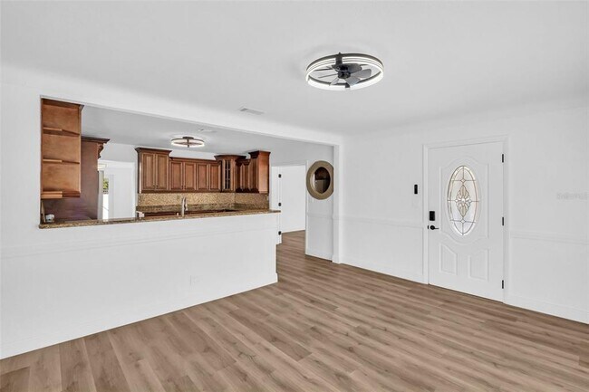 Foto del edificio - 4767 26th Ave N