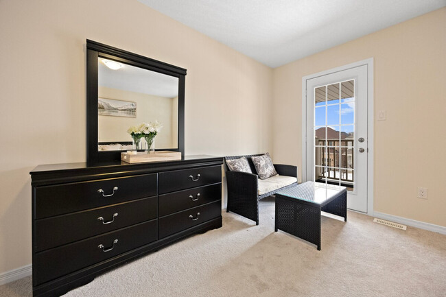 Building Photo - 7730 Black Maple Dr