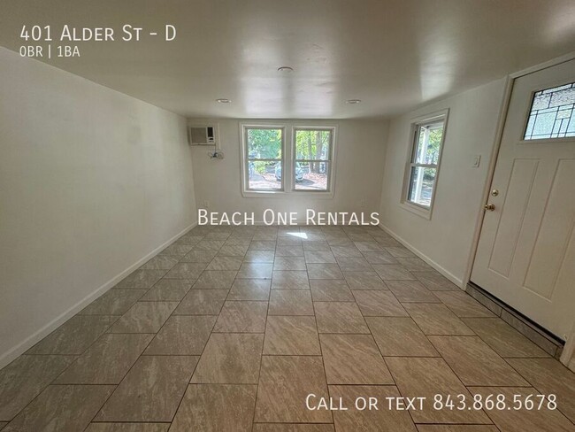 Building Photo - 401 Alder St