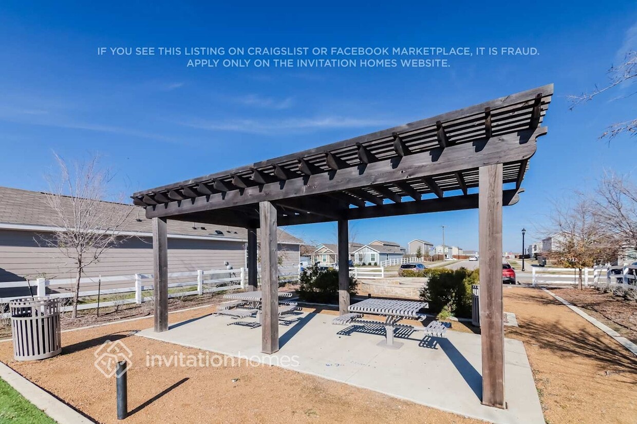 Building Photo - 218 Br Vlg Wy