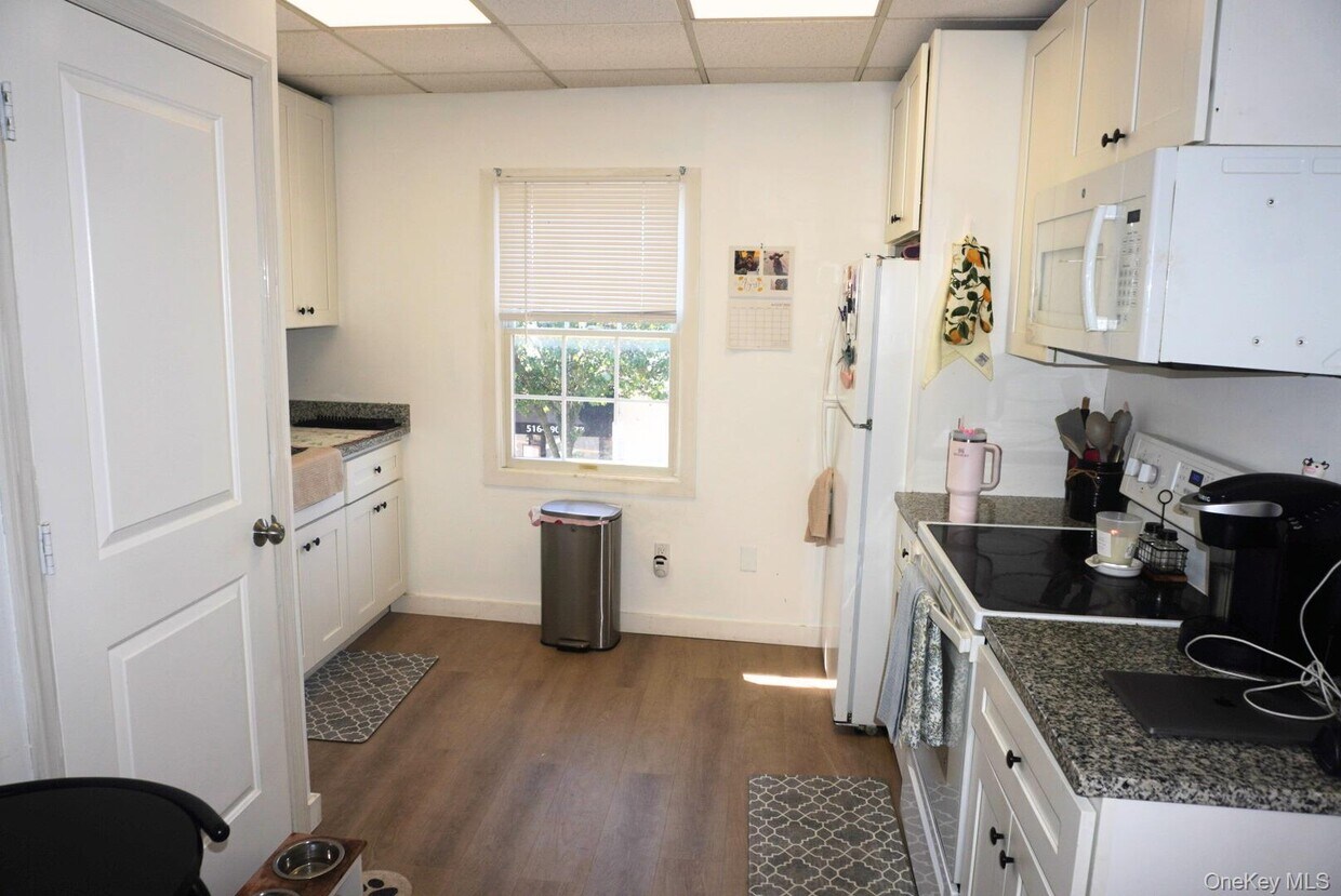 Foto principal - 63 Grand Ave