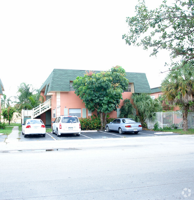 Building Photo - Sunset Manor Apartments