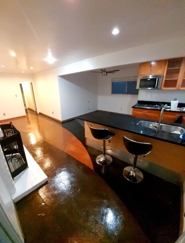 Foto del edificio - 1631 Van Horne Ln