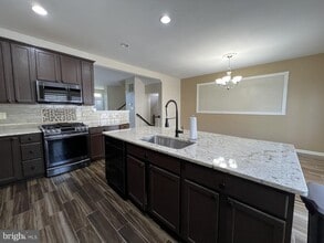 Building Photo - 2153 Potomac Club Pkwy