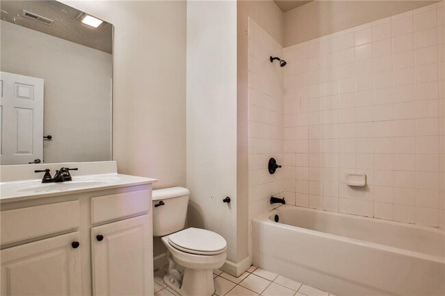 Building Photo - 1934 Cobblestone Cir NE