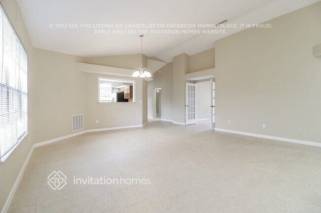 Building Photo - 3233 Vail View Dr