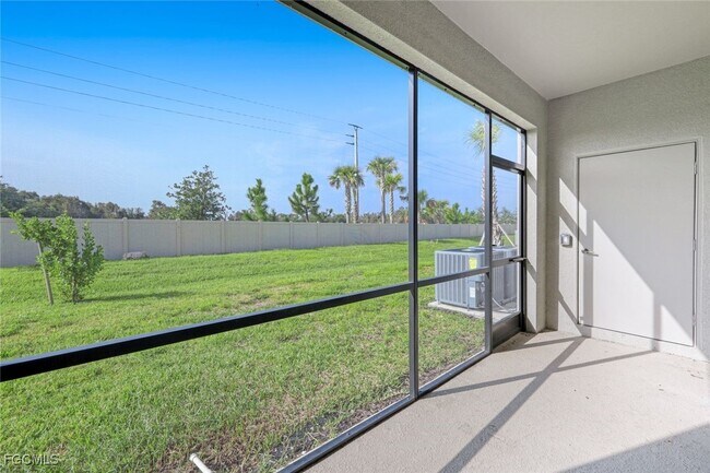 Foto del edificio - 14223 Pine Lodge Ln