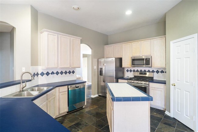 Foto del edificio - 3122 Stratford Pointe Dr