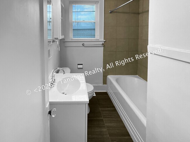 Foto del edificio - 1602 16th Ave S