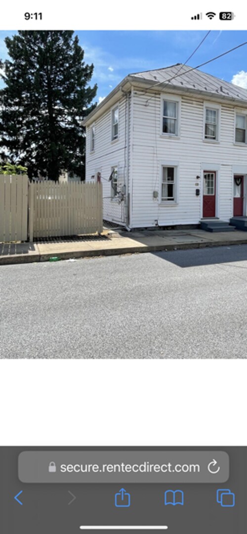 Foto del edificio - 12 Kerr Ave