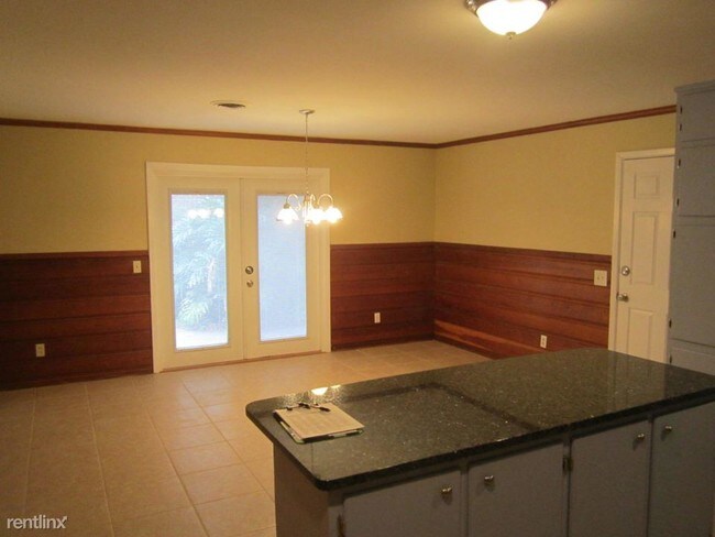 Foto del edificio - 1016 Timber Ln