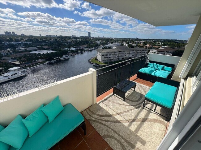 Foto del edificio - 401 Golden Isles Dr