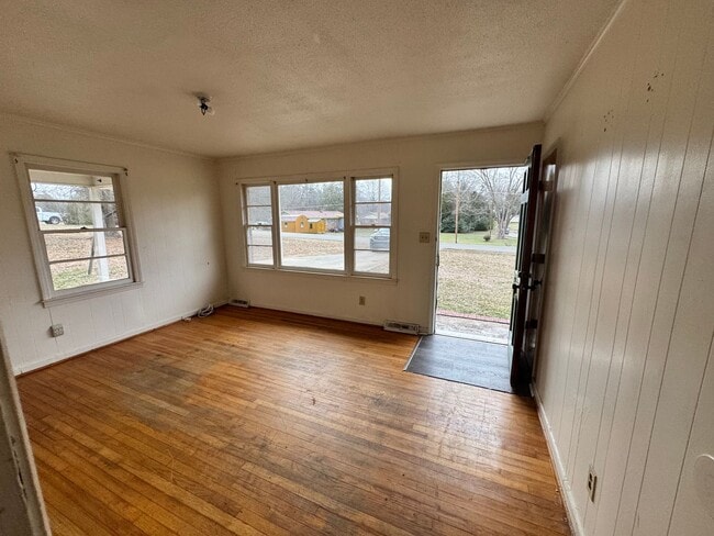 Building Photo - 3/1 House in Shelby, NC - still working on the house