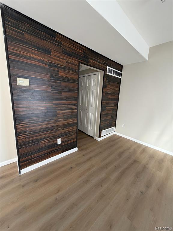 Foto del edificio - 575 Summerfield Dr