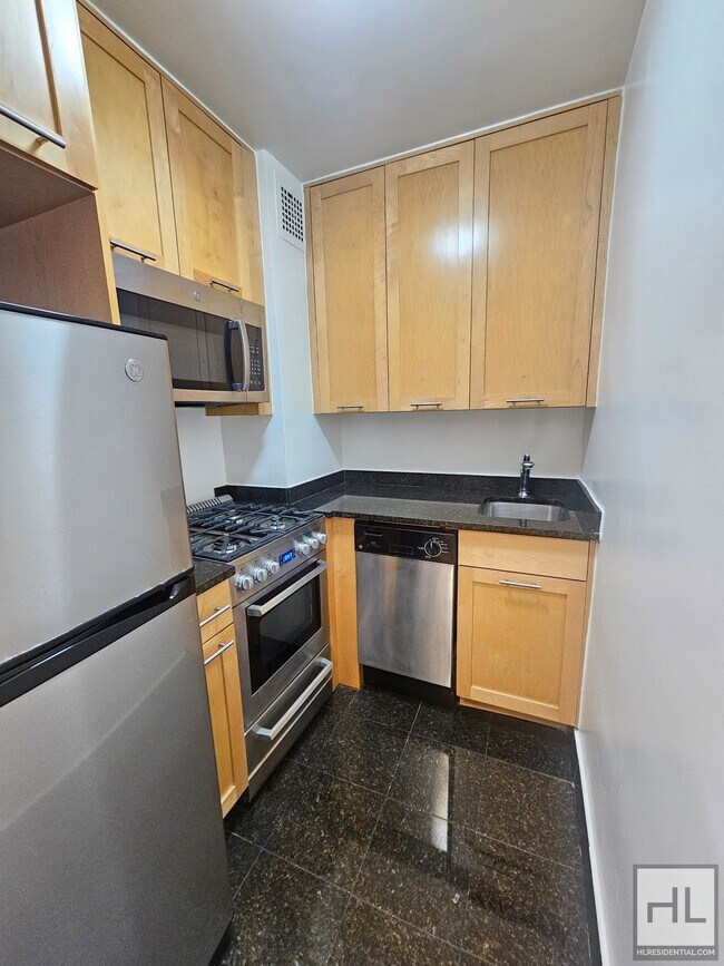 Foto del edificio - Modern Studio Near the UN – Murray Hill, 7th Floor